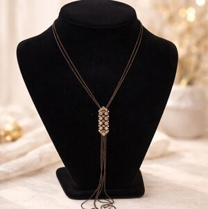 Unbranded Elegant Black and Gold Beaded Necklace Costume Jewelry
